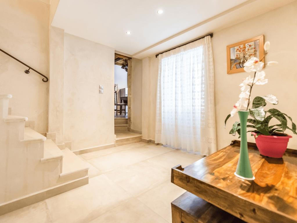 Villa Callisto- Elegant Restored Villa With Pool Yírion Exteriör bild