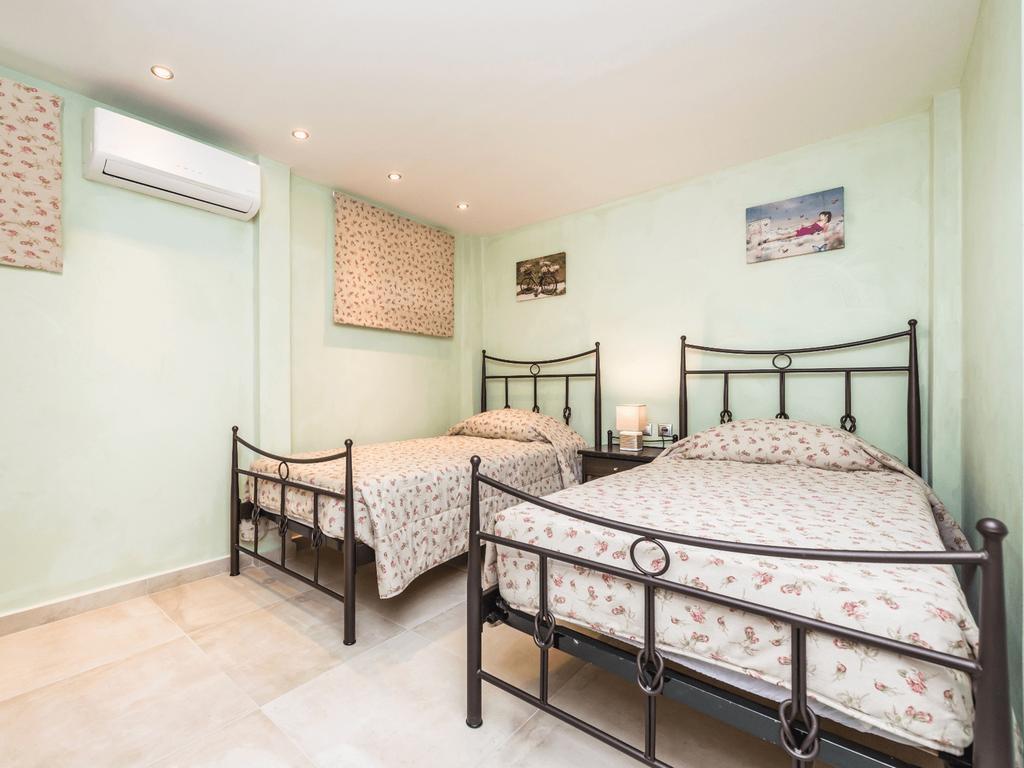 Villa Callisto- Elegant Restored Villa With Pool Yírion Exteriör bild