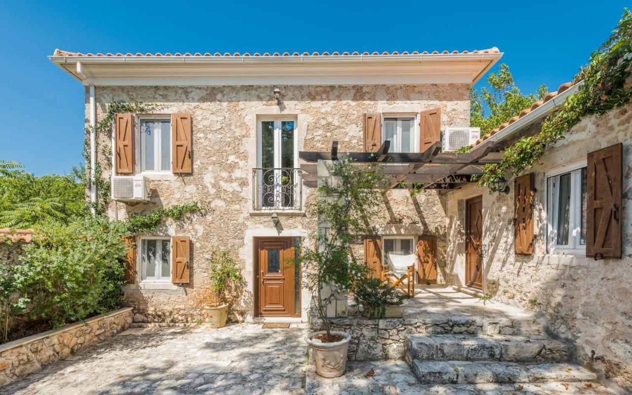Villa Callisto- Elegant Restored Villa With Pool Yírion Exteriör bild
